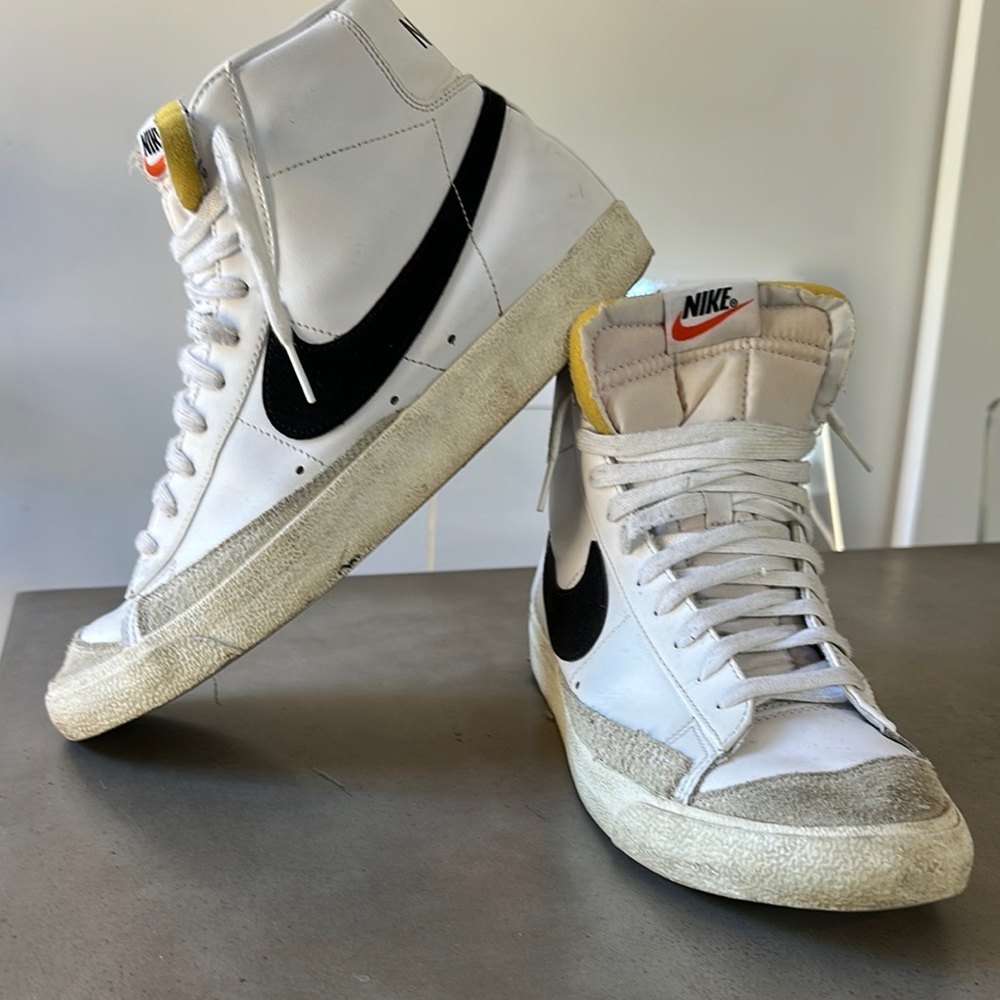 Nike Men's Blazer Mid '77 Vintage Shoe